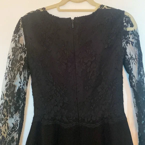 Monique Lhuillier Collection Lace Dress - Picture 4 of 8